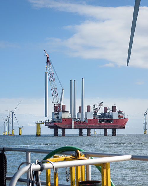 parque eólico marino instalación